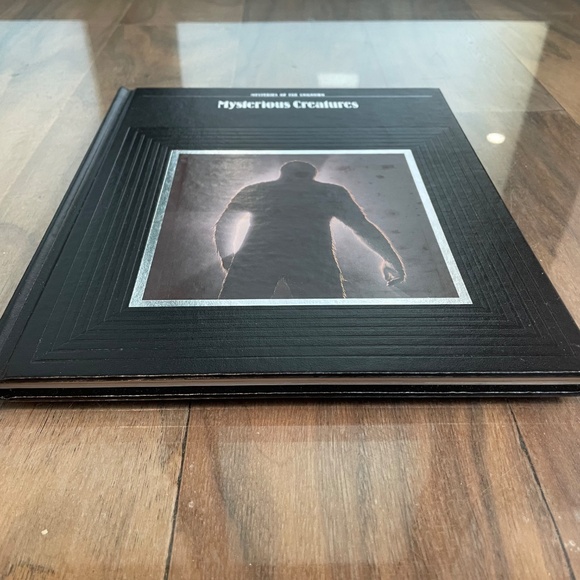 New "Mysteries of the Unknown: Mysterious Creatures" Hardcover Book - Picture 2 of 16